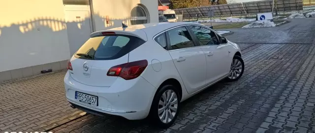 OPEL Astra 1.4 Turbo Cosmo