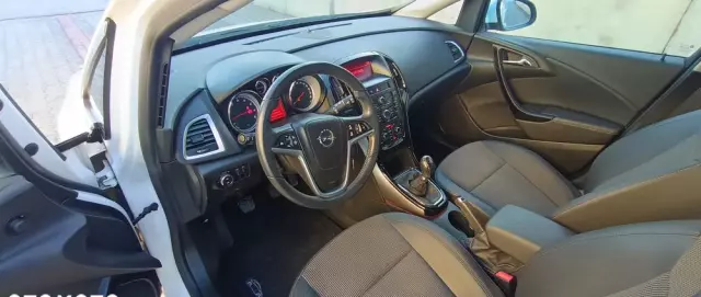 OPEL Astra 1.4 Turbo Cosmo