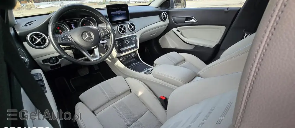 MERCEDES-BENZ CLA 220 4Matic 7G-DCT Peak Edition