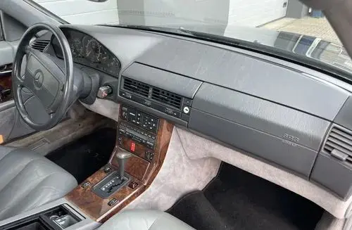 MERCEDES-BENZ SL 