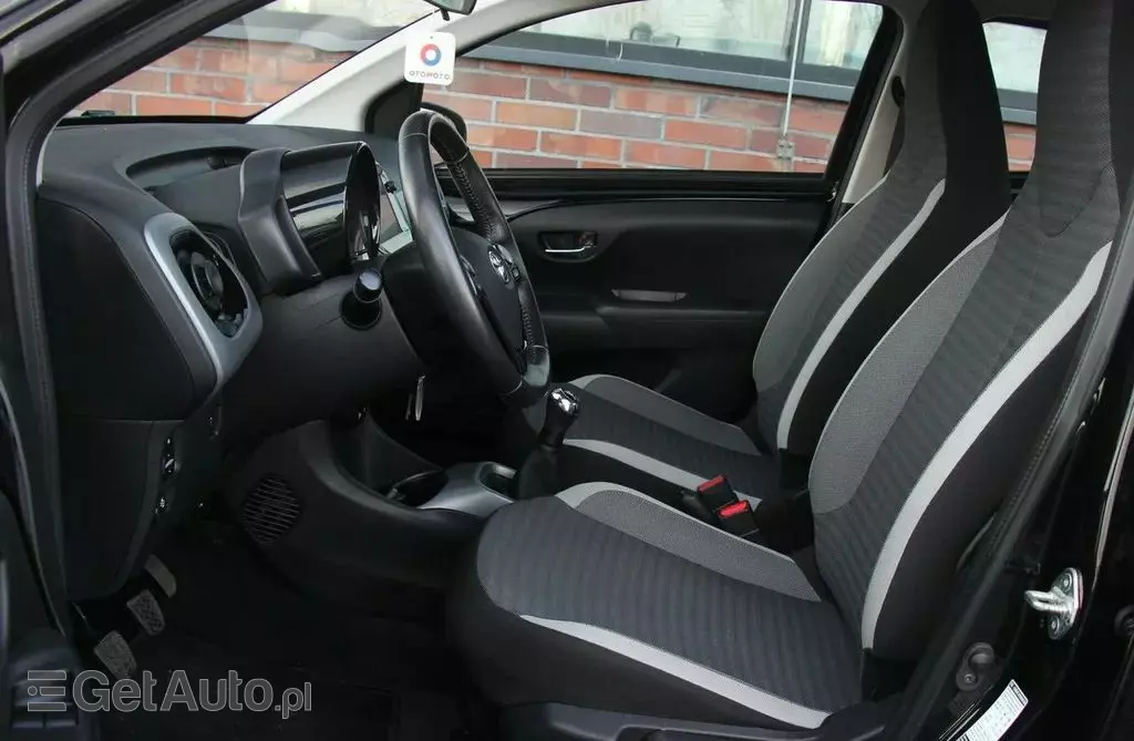 TOYOTA Aygo 