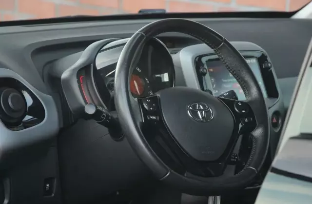 TOYOTA Aygo 