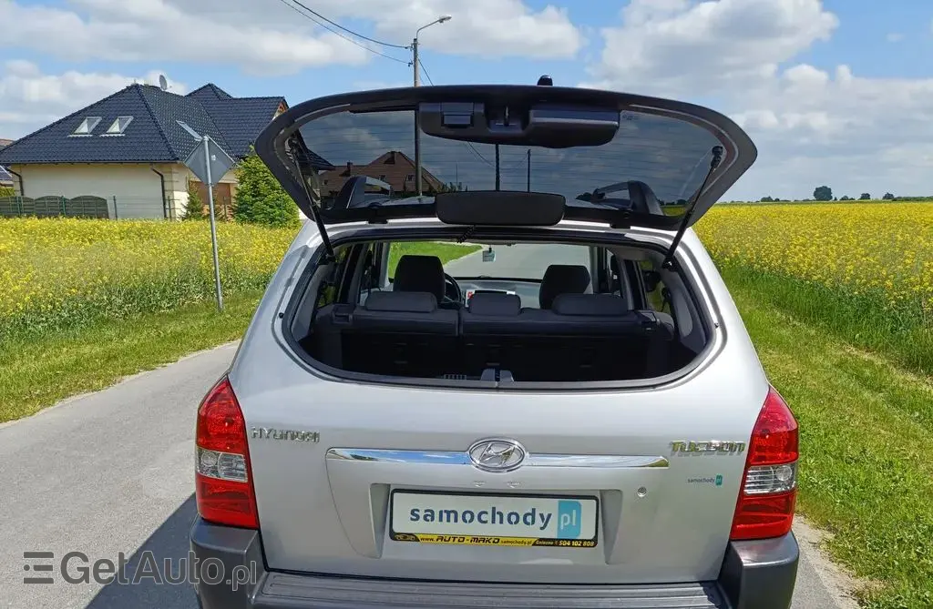 HYUNDAI Tucson 