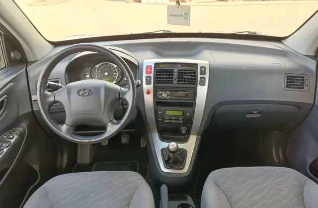 HYUNDAI Tucson 