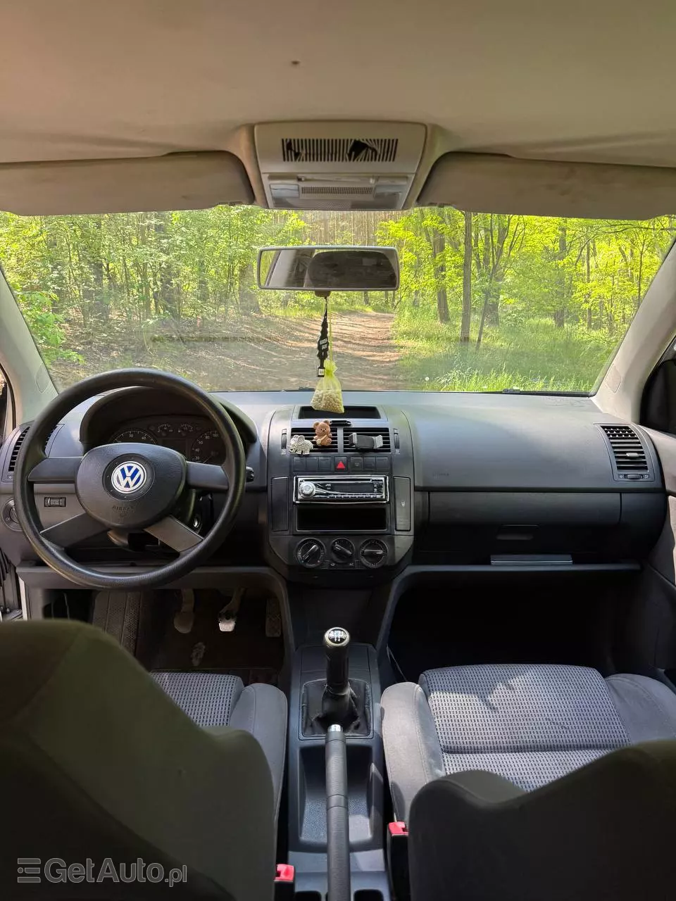 VOLKSWAGEN Polo Basis