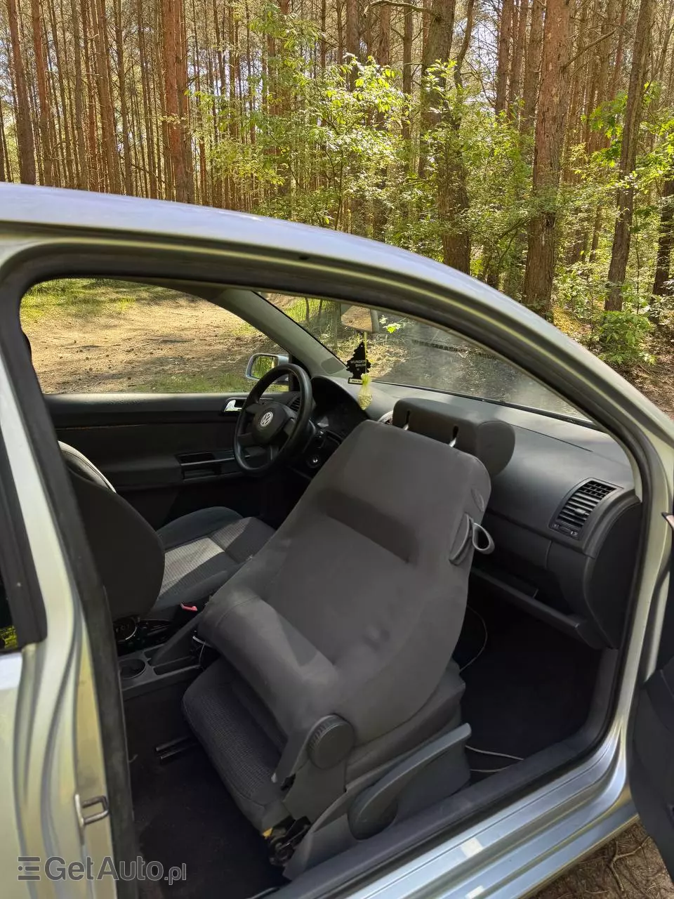 VOLKSWAGEN Polo Basis