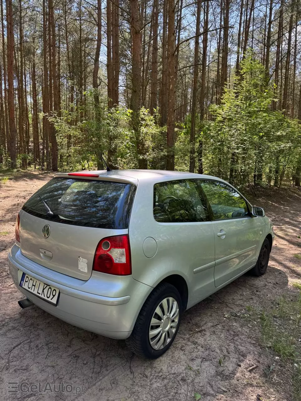 VOLKSWAGEN Polo Basis