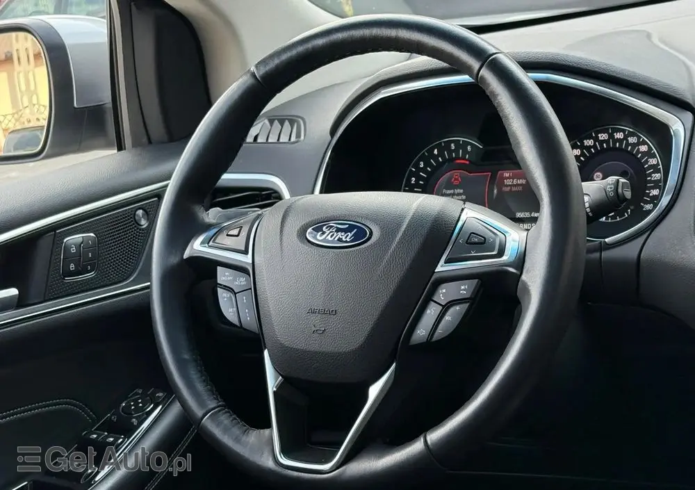 FORD Edge 2.0 EcoBlue Titanium