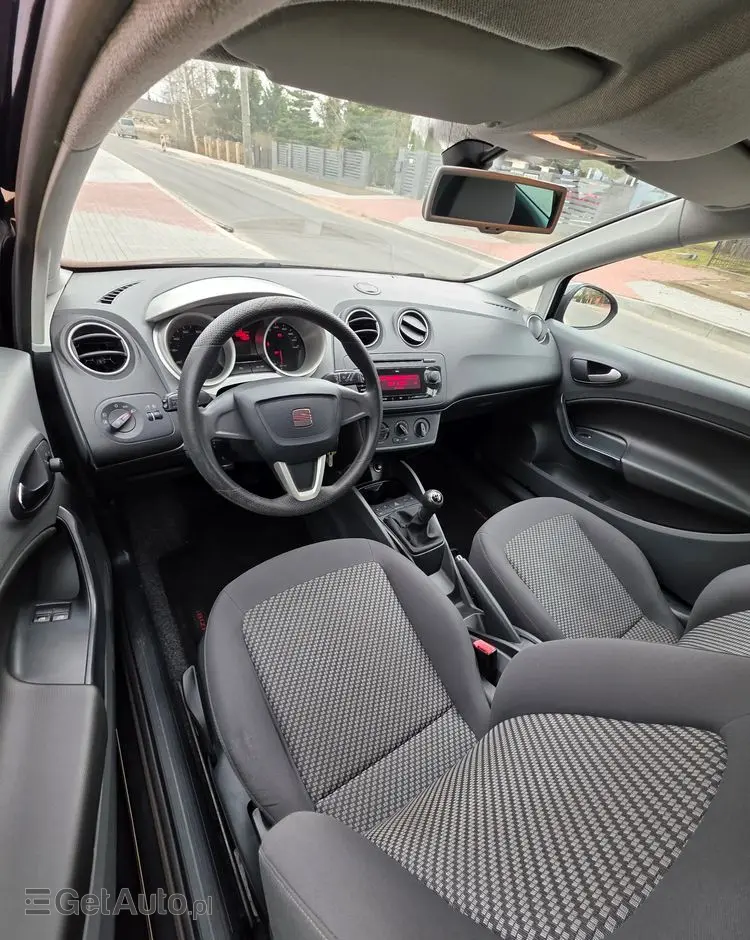 SEAT Ibiza SC 1.4 16V Reference