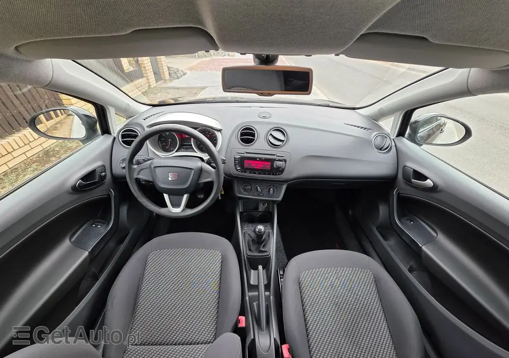 SEAT Ibiza SC 1.4 16V Reference
