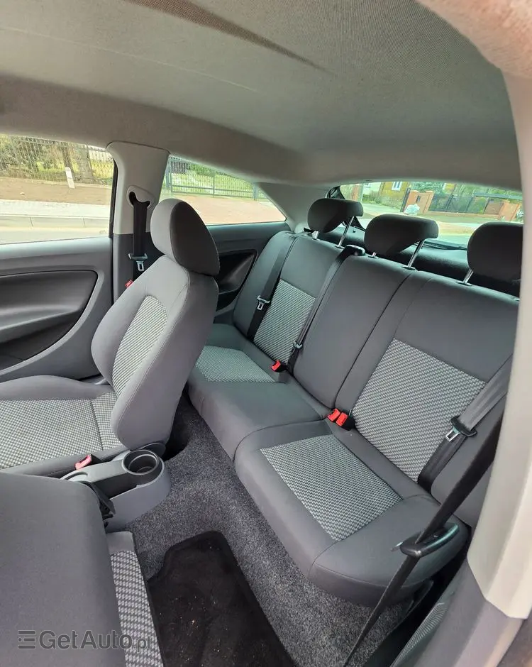 SEAT Ibiza SC 1.4 16V Reference