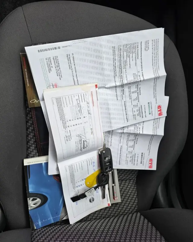 SEAT Ibiza SC 1.4 16V Reference