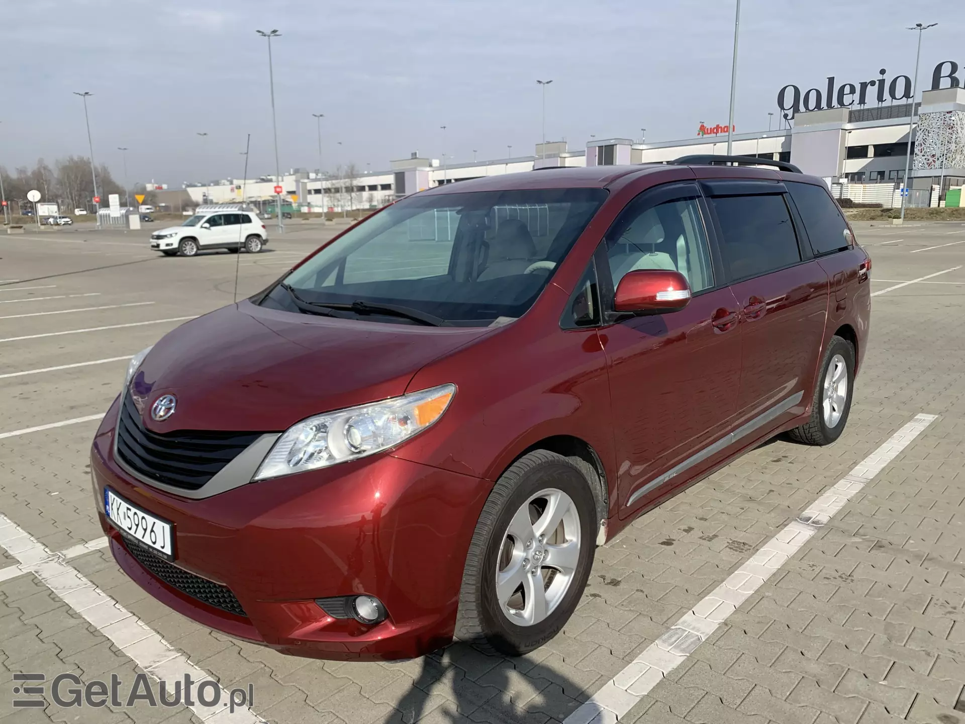 TOYOTA Sienna 
