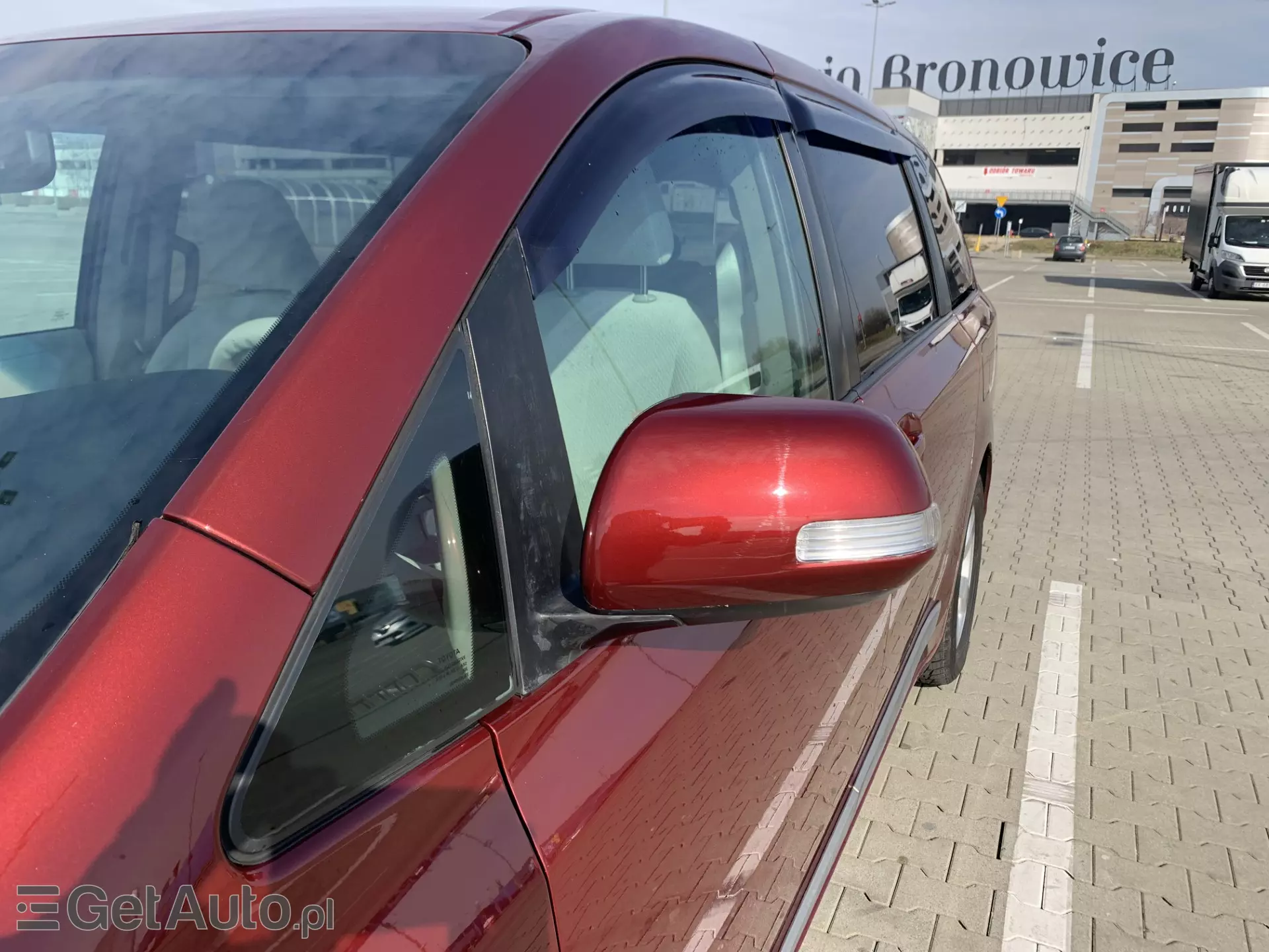 TOYOTA Sienna 