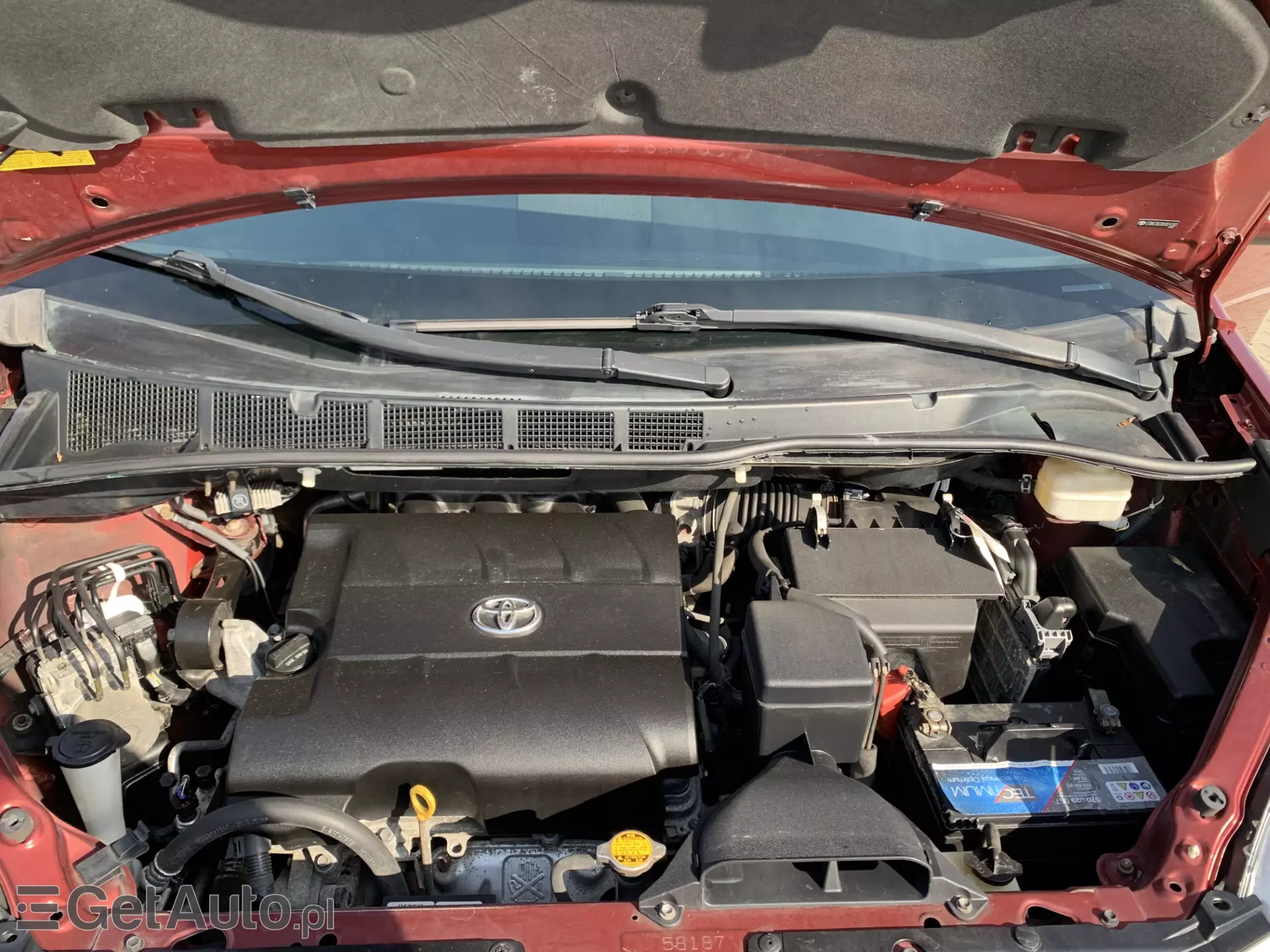 TOYOTA Sienna 