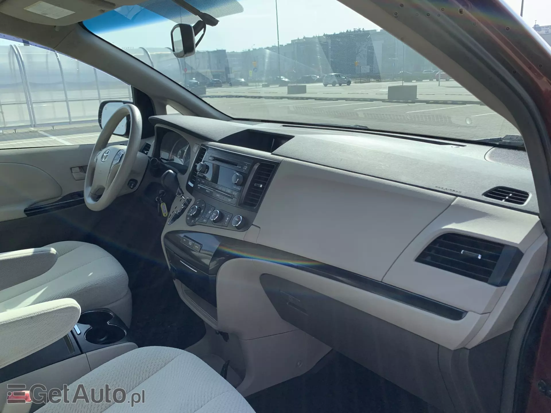 TOYOTA Sienna 