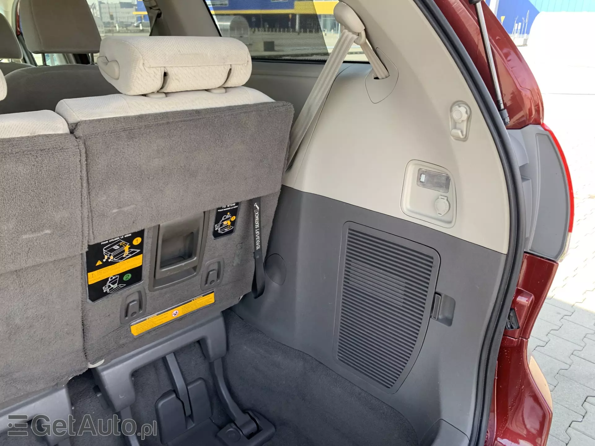 TOYOTA Sienna 