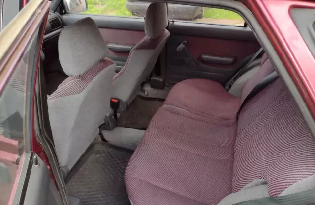 FSO Polonez 1.6 i GLi (81 KM)