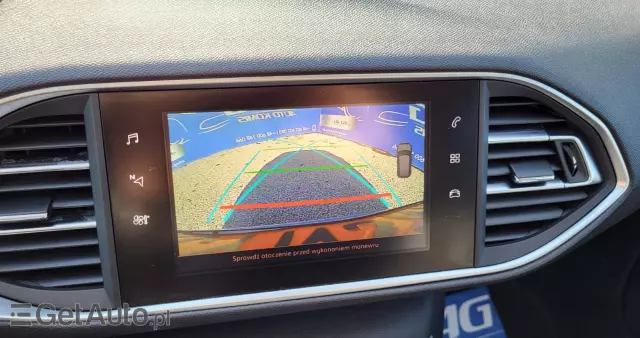 PEUGEOT 308 1.2 PureTech GPF Active Pack Business S&S