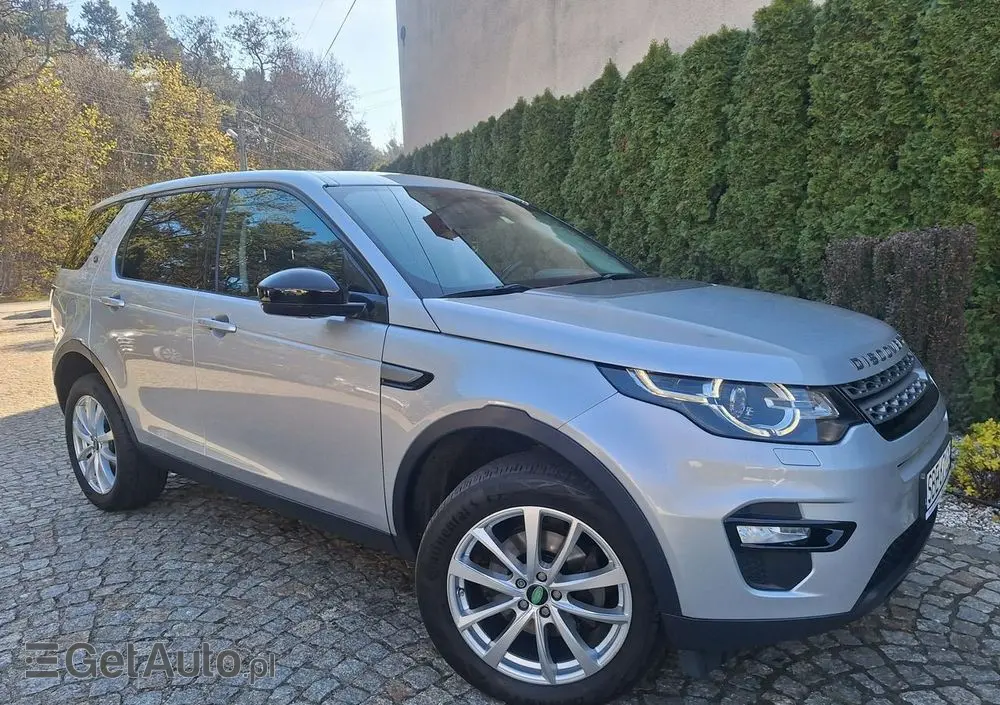 LAND ROVER Discovery Sport 2.0 D150 R-Dynamic HSE