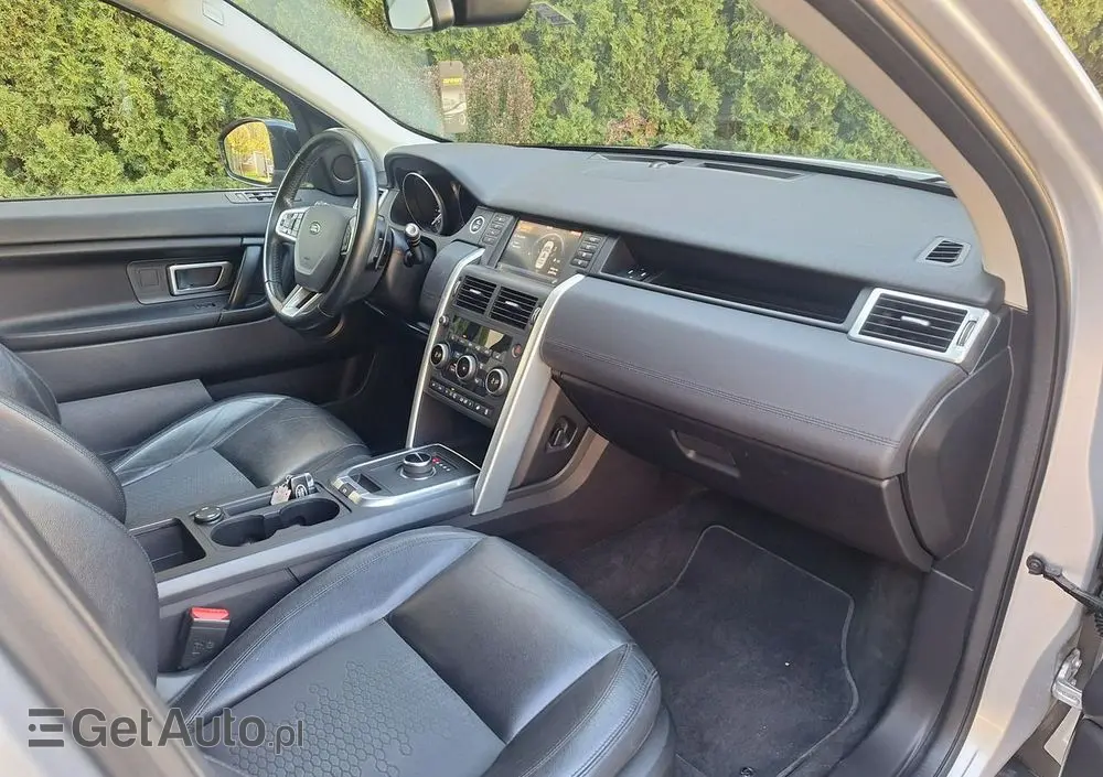 LAND ROVER Discovery Sport 2.0 D150 R-Dynamic HSE