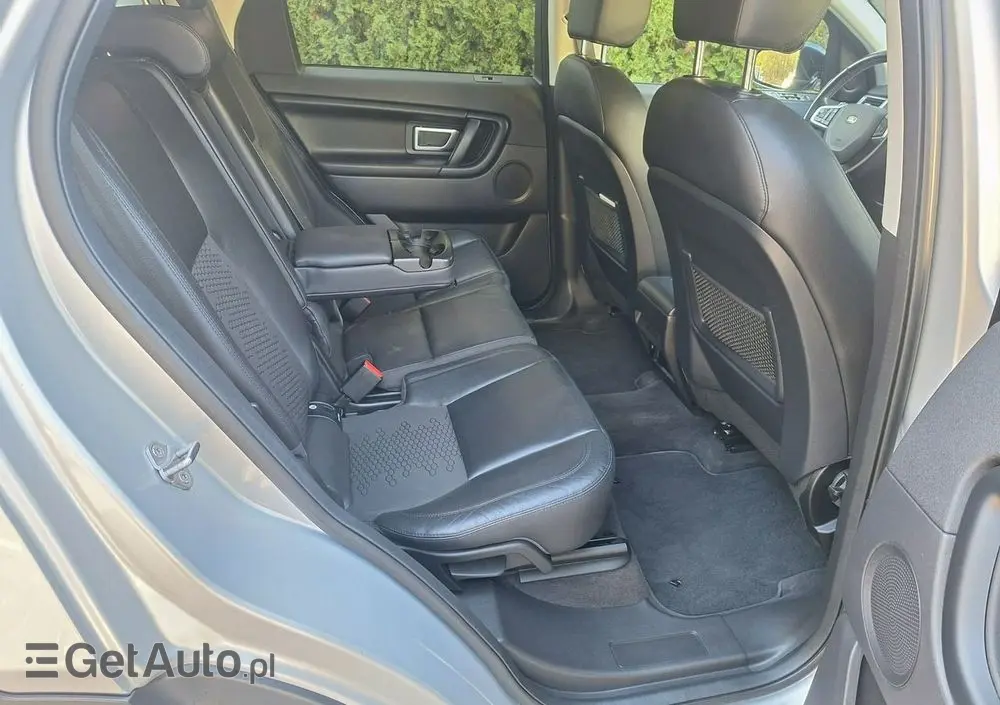 LAND ROVER Discovery Sport 2.0 D150 R-Dynamic HSE
