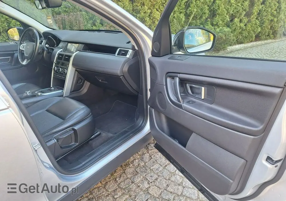LAND ROVER Discovery Sport 2.0 D150 R-Dynamic HSE