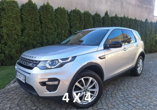 LAND ROVER Discovery Sport 2.0 D150 R-Dynamic HSE