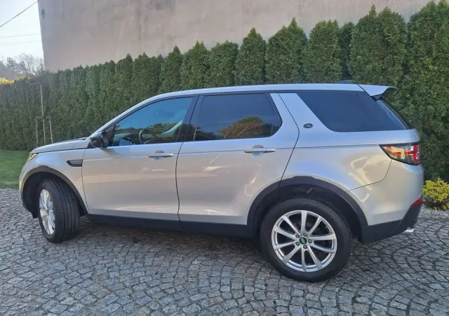 LAND ROVER Discovery Sport 2.0 D150 R-Dynamic HSE