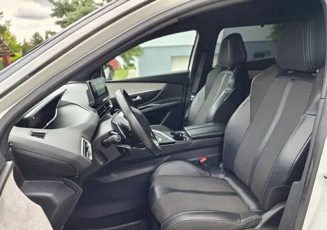 PEUGEOT 5008 PureTech 180 EAT8 Stop & Start GT