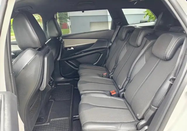 PEUGEOT 5008 PureTech 180 EAT8 Stop & Start GT