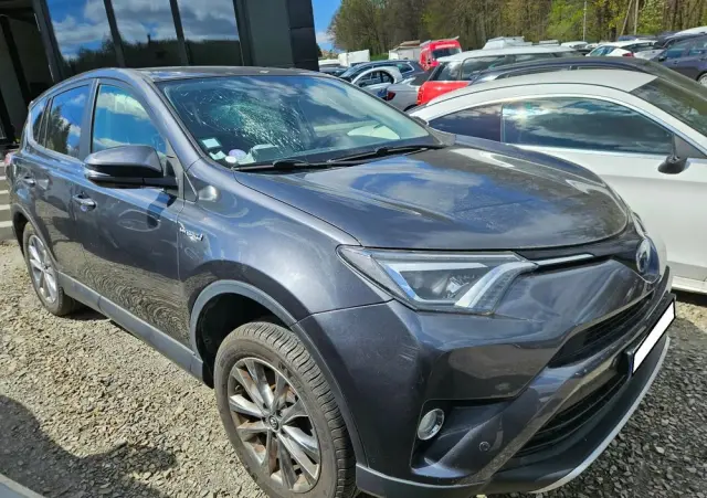 TOYOTA RAV4 2.5 4x4 Style Selection