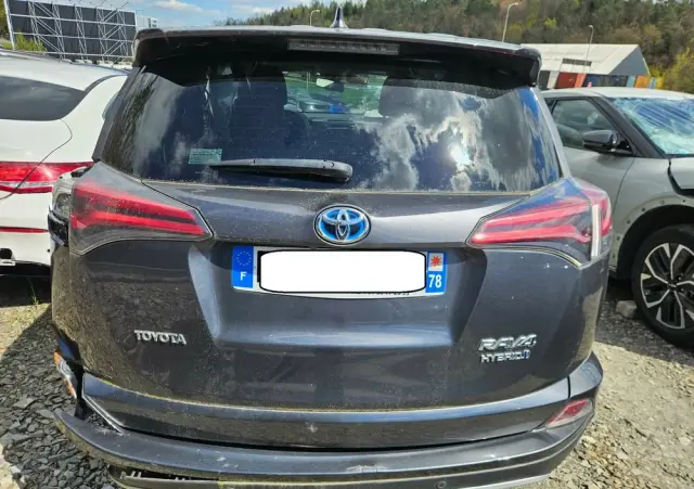 TOYOTA RAV4 2.5 4x4 Style Selection