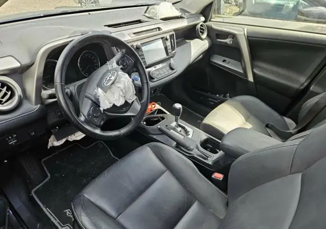TOYOTA RAV4 2.5 4x4 Style Selection