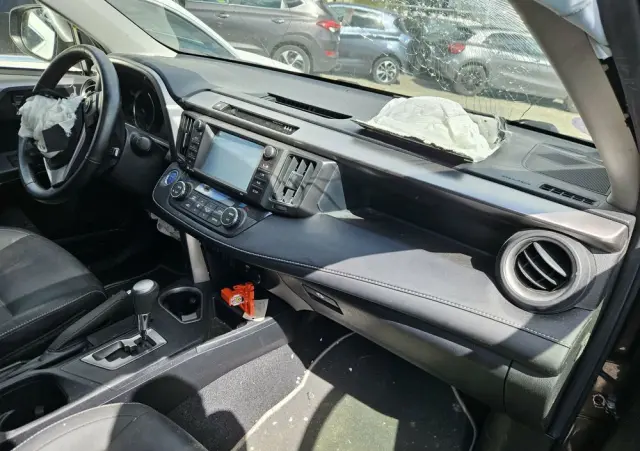 TOYOTA RAV4 2.5 4x4 Style Selection
