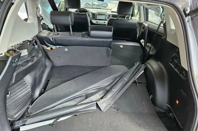 TOYOTA RAV4 2.5 4x4 Style Selection