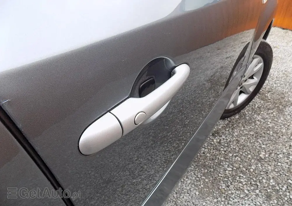 RENAULT Koleos 2.5 16V Expression