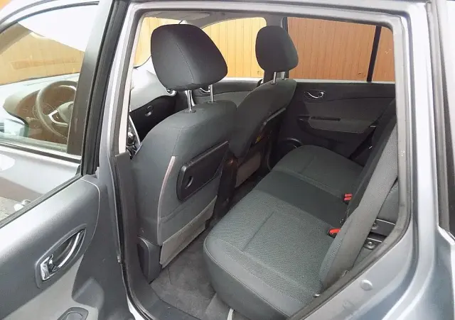 RENAULT Koleos 2.5 16V Expression