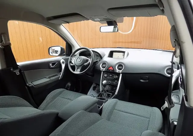 RENAULT Koleos 2.5 16V Expression