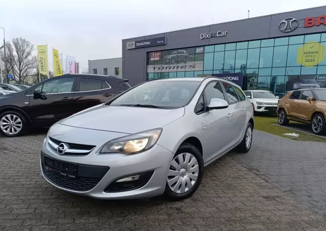OPEL Astra 1.4 Turbo Design Edition