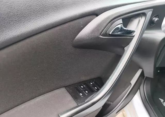 OPEL Astra 1.4 Turbo Design Edition