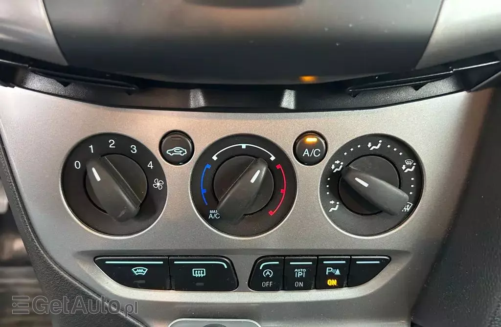 FORD Focus 1.0 EcoBoost (125 KM)