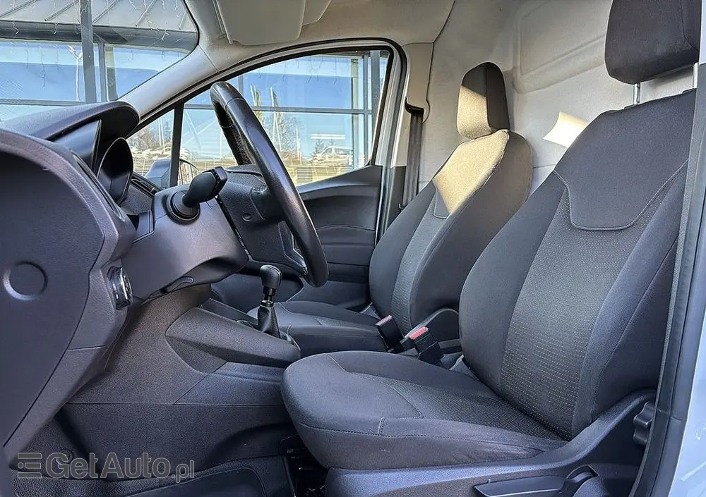 FORD Transit-courier 