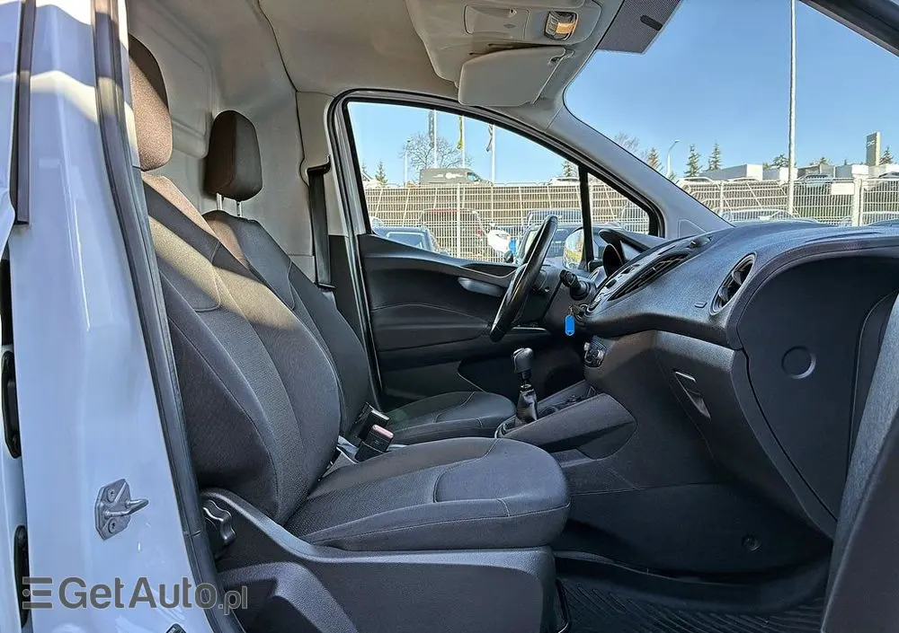 FORD Transit-courier 