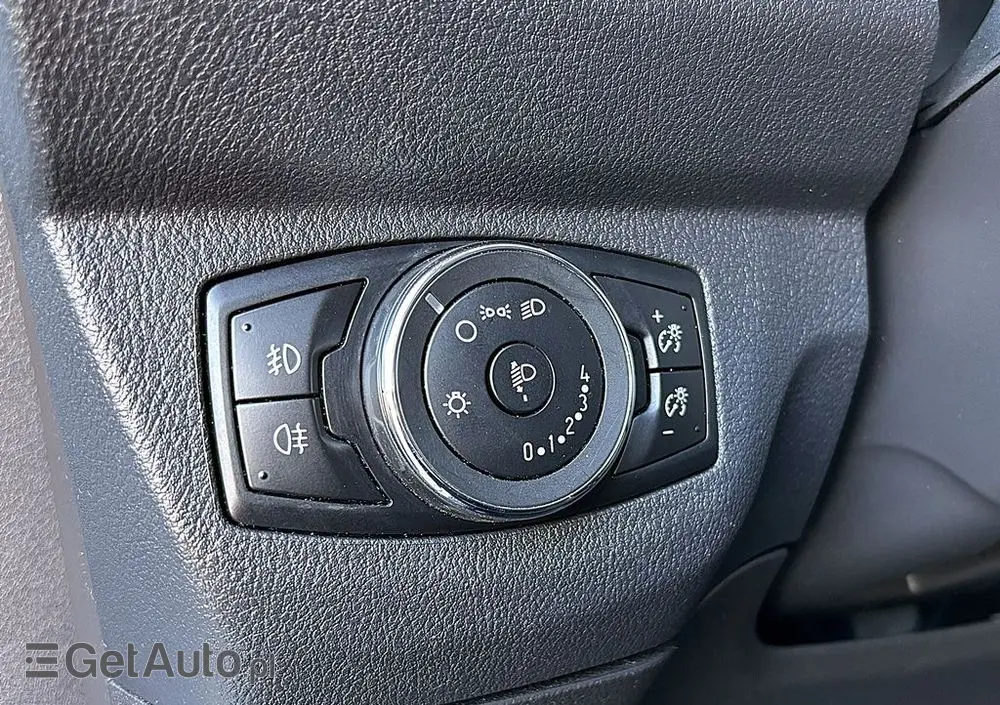 FORD Transit-courier 