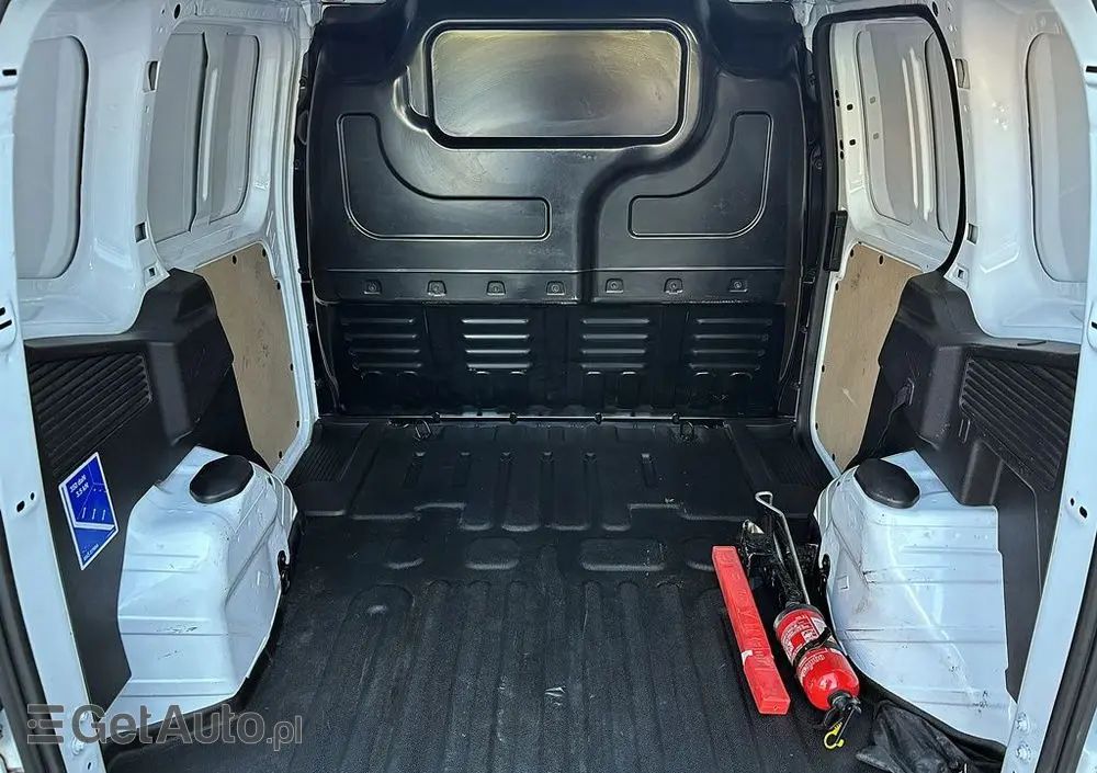 FORD Transit-courier 