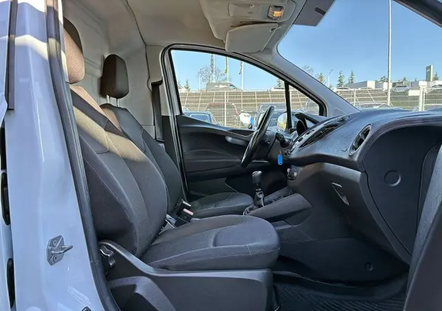 FORD Transit-courier 