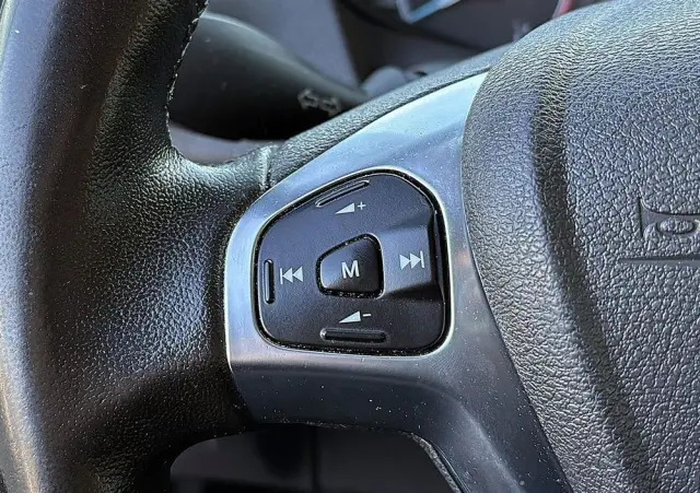 FORD Transit-courier 