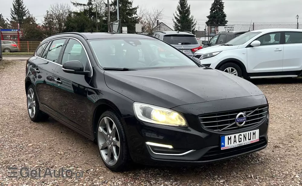 VOLVO V60 D4 Drive-E Momentum