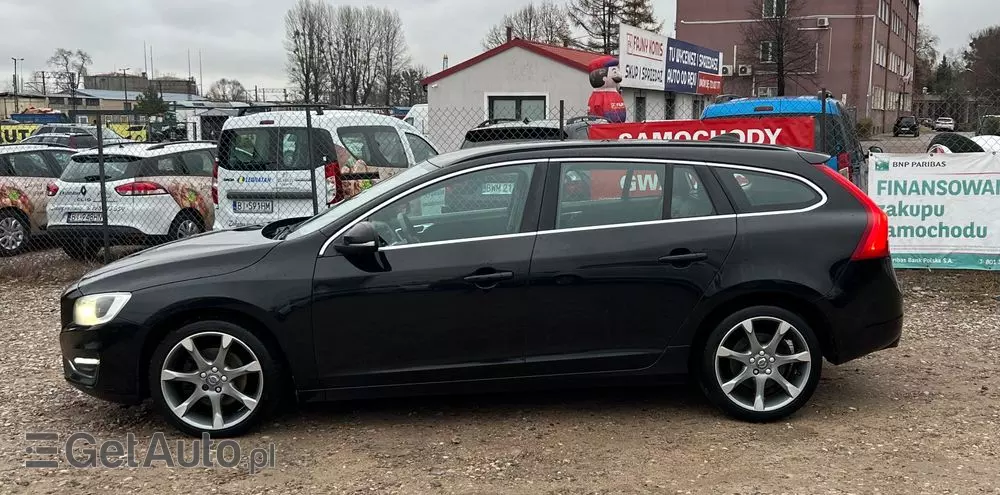 VOLVO V60 D4 Drive-E Momentum